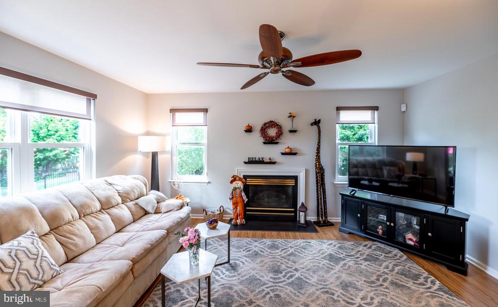 216 BAYBERRY DRIVE
