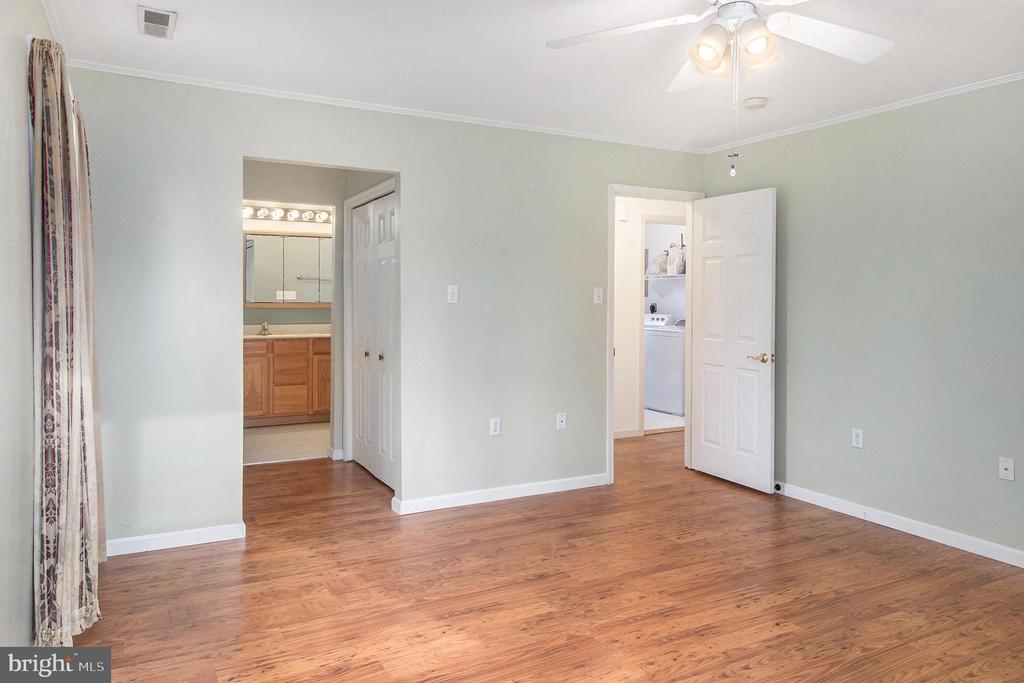 1415 CATHERINE ROAD