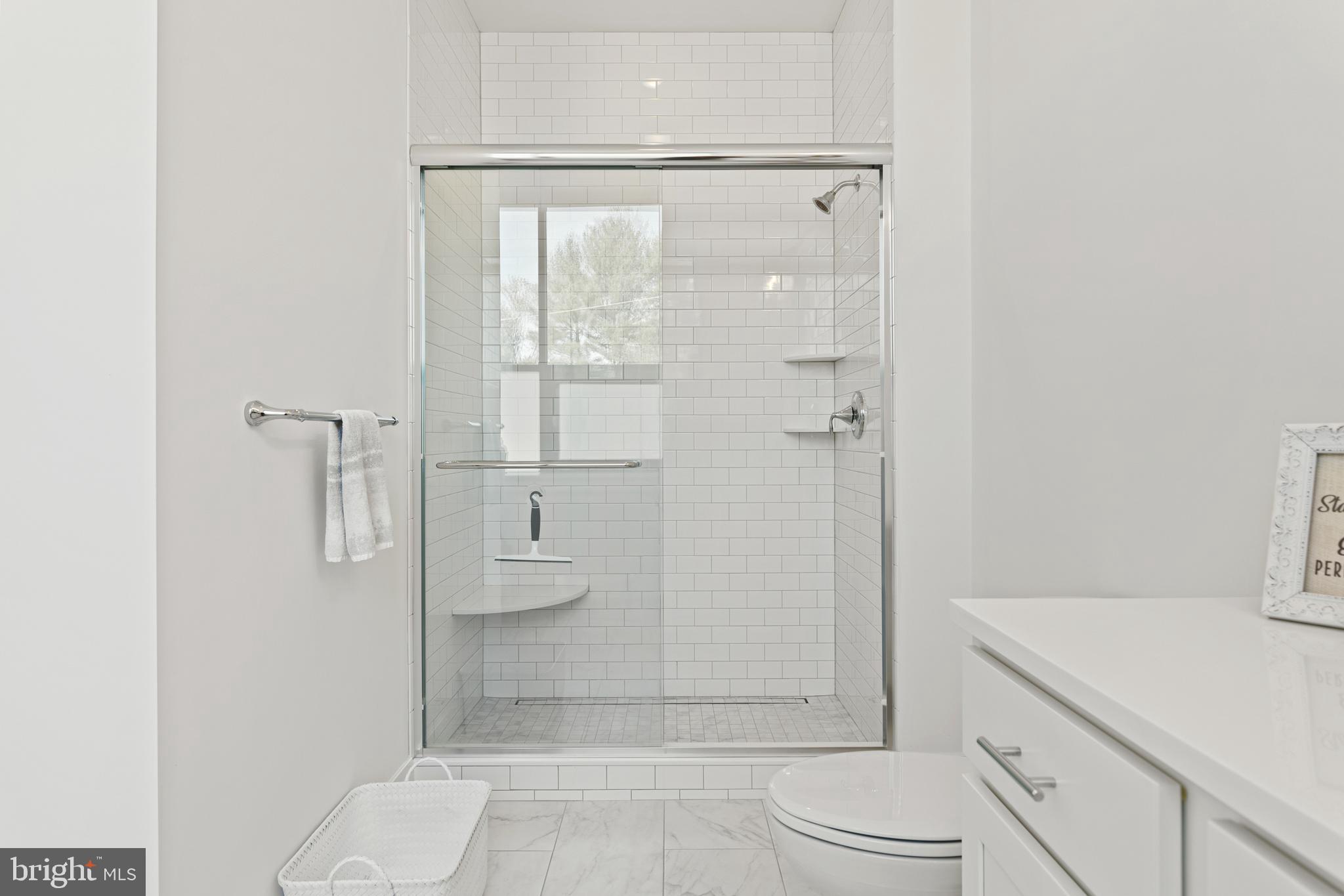 29 E 1st Ave #A207