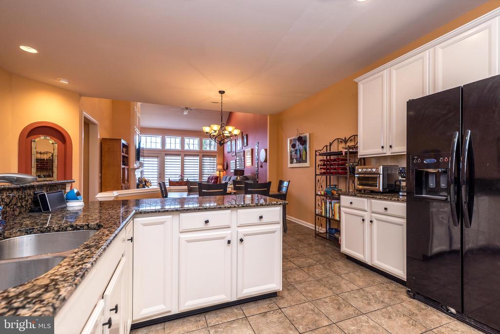 389 PRIMROSE DRIVE