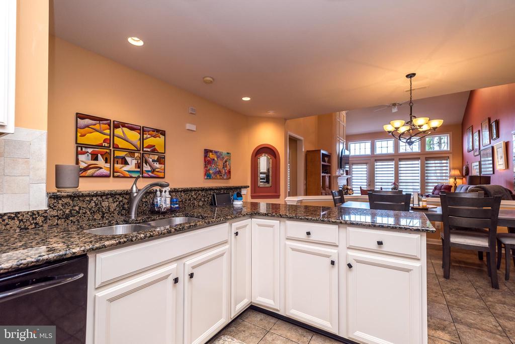 389 PRIMROSE DRIVE