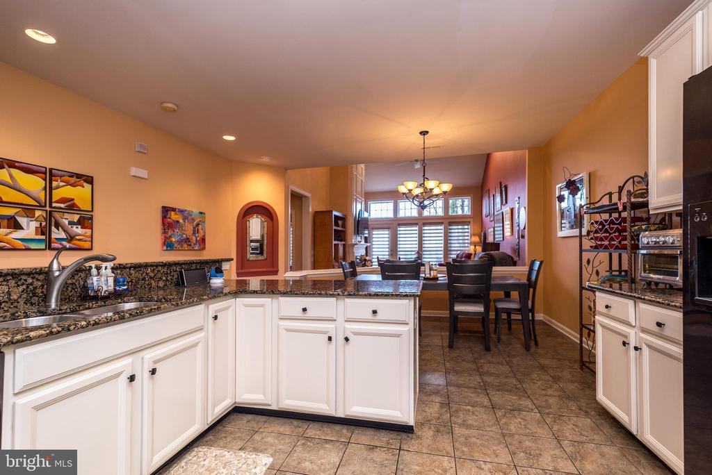 389 PRIMROSE DRIVE