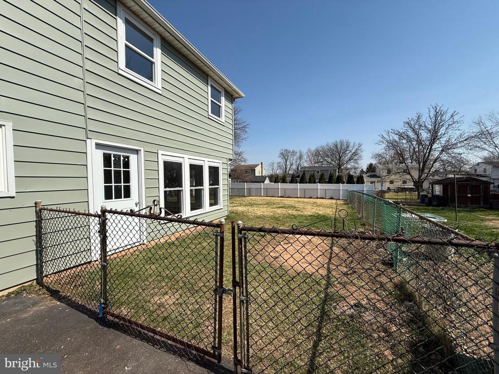 431 CEDAR STREET