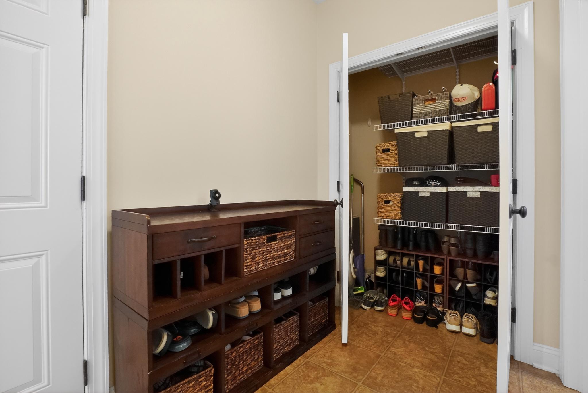 5967 WOODRIDGE DRIVE Unit:           