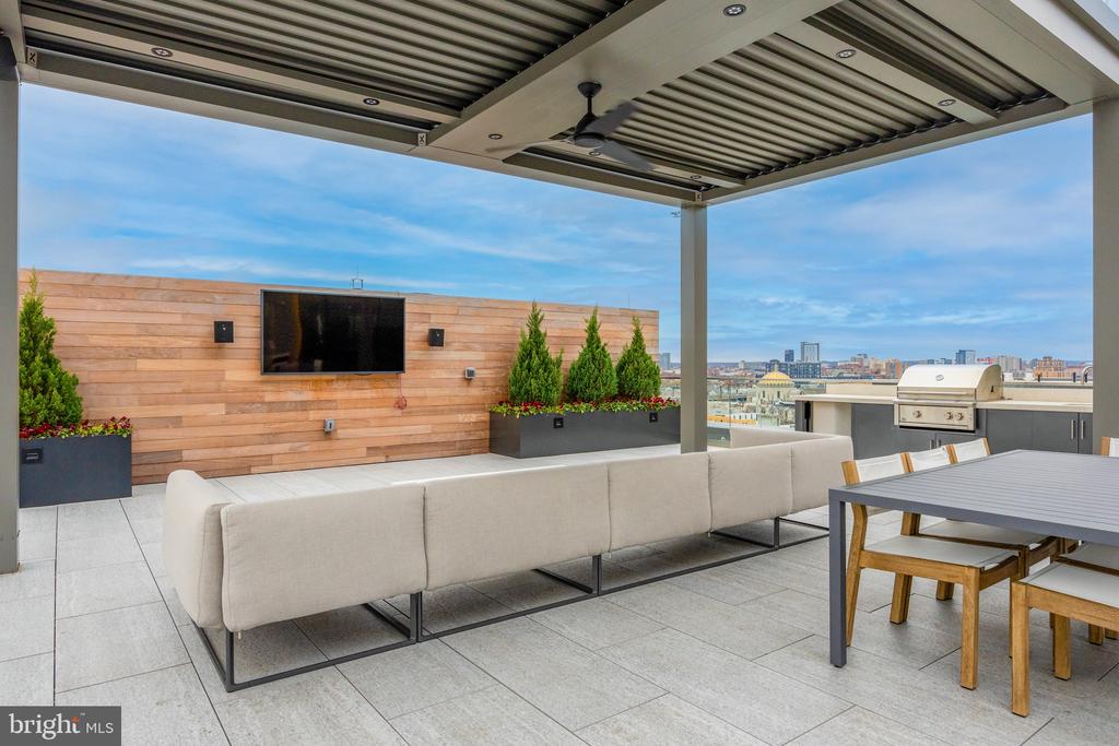 569 N 5TH STREET 502
