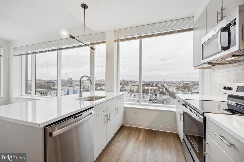 569 N 5TH STREET 502