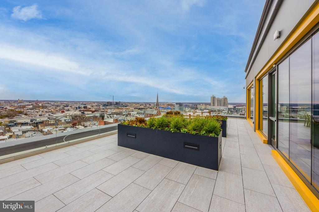 569 N 5TH STREET 502