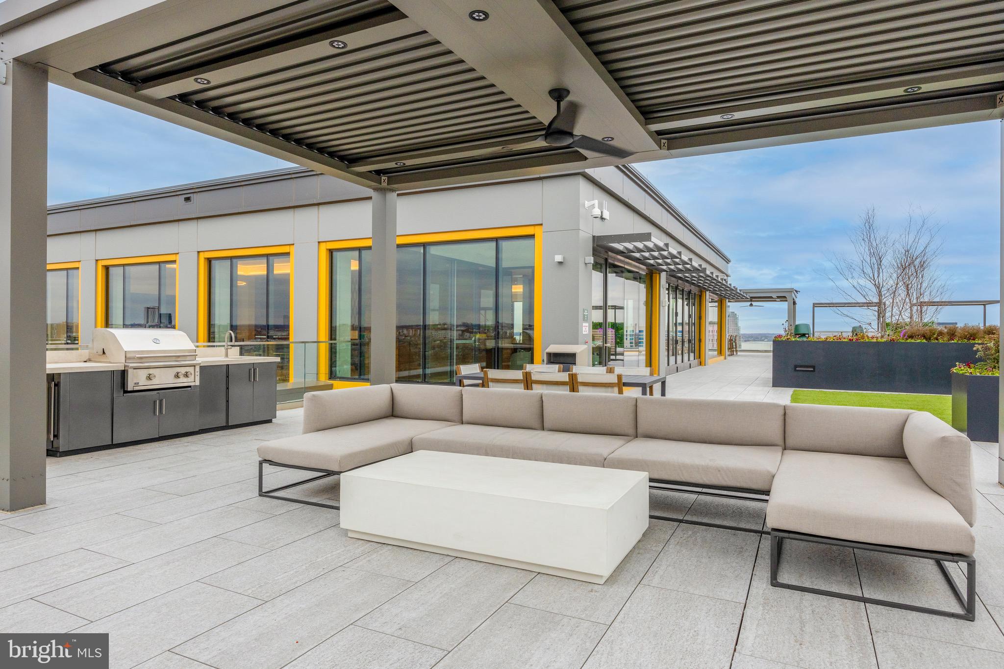 569 N 5TH STREET 502