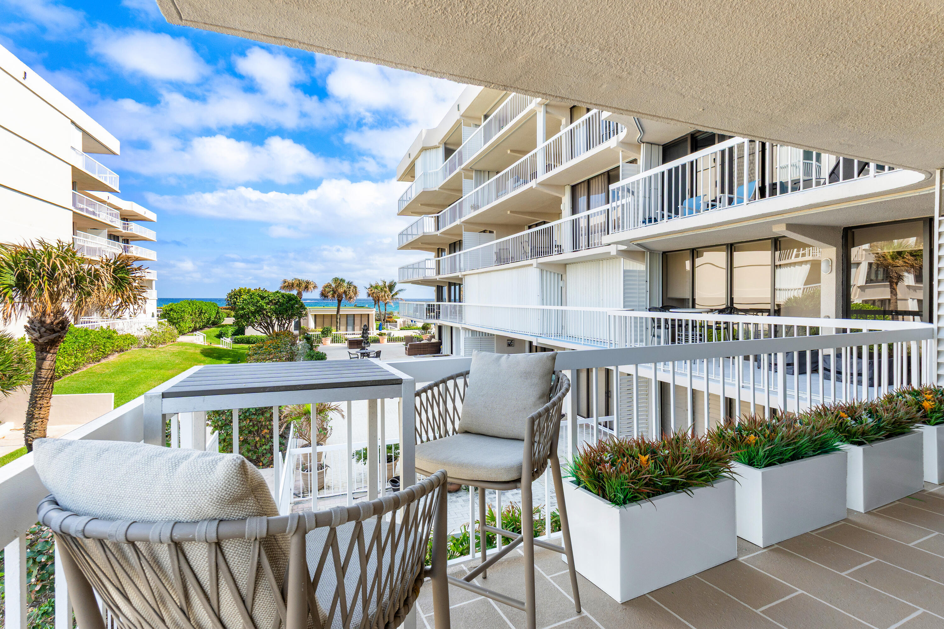 3250 S Ocean Boulevard 206s