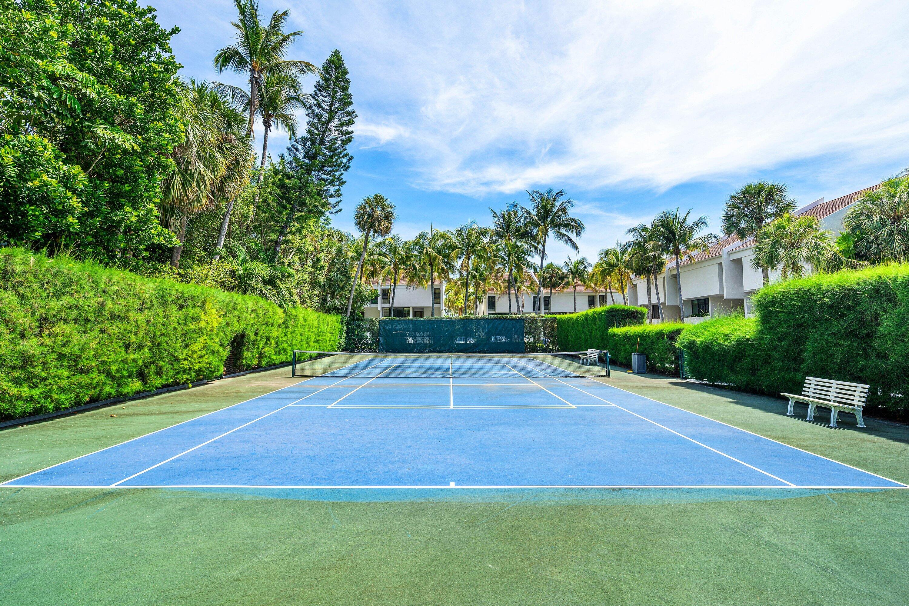 2335 S Ocean Boulevard 13