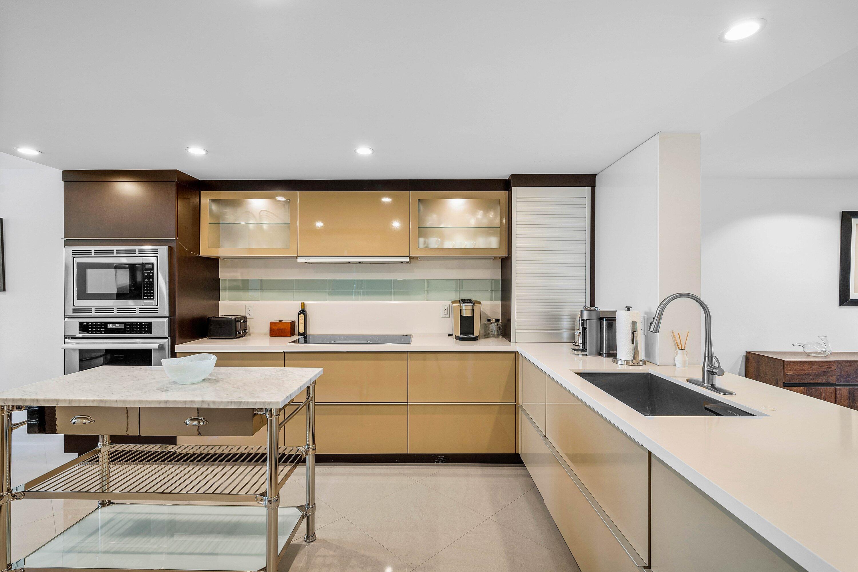 2335 S Ocean Boulevard 13