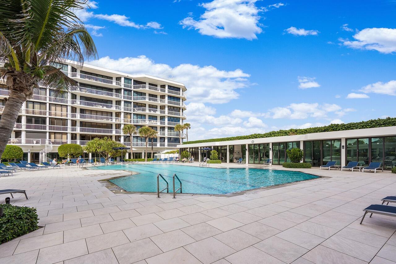 2100 S Ocean Boulevard 402