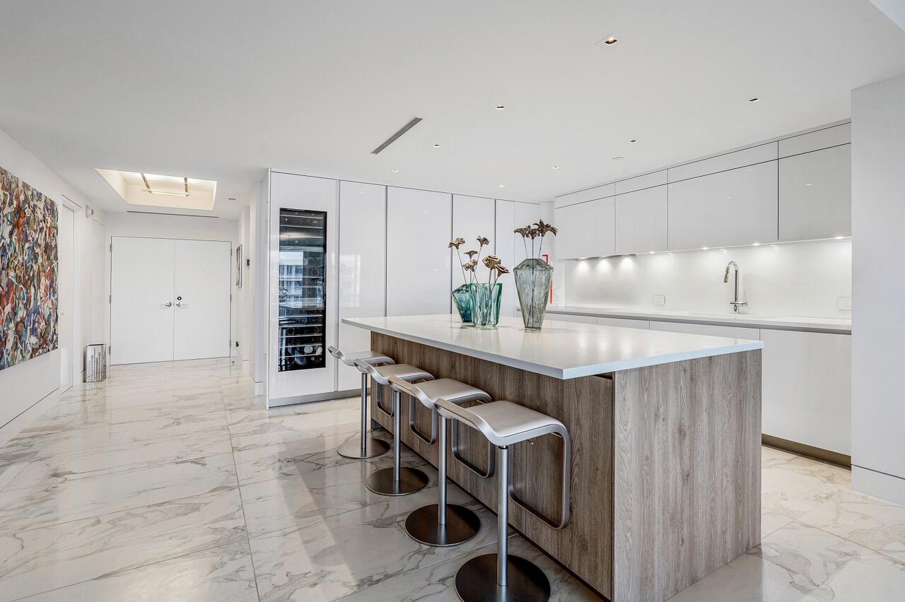 2100 S Ocean Boulevard 402
