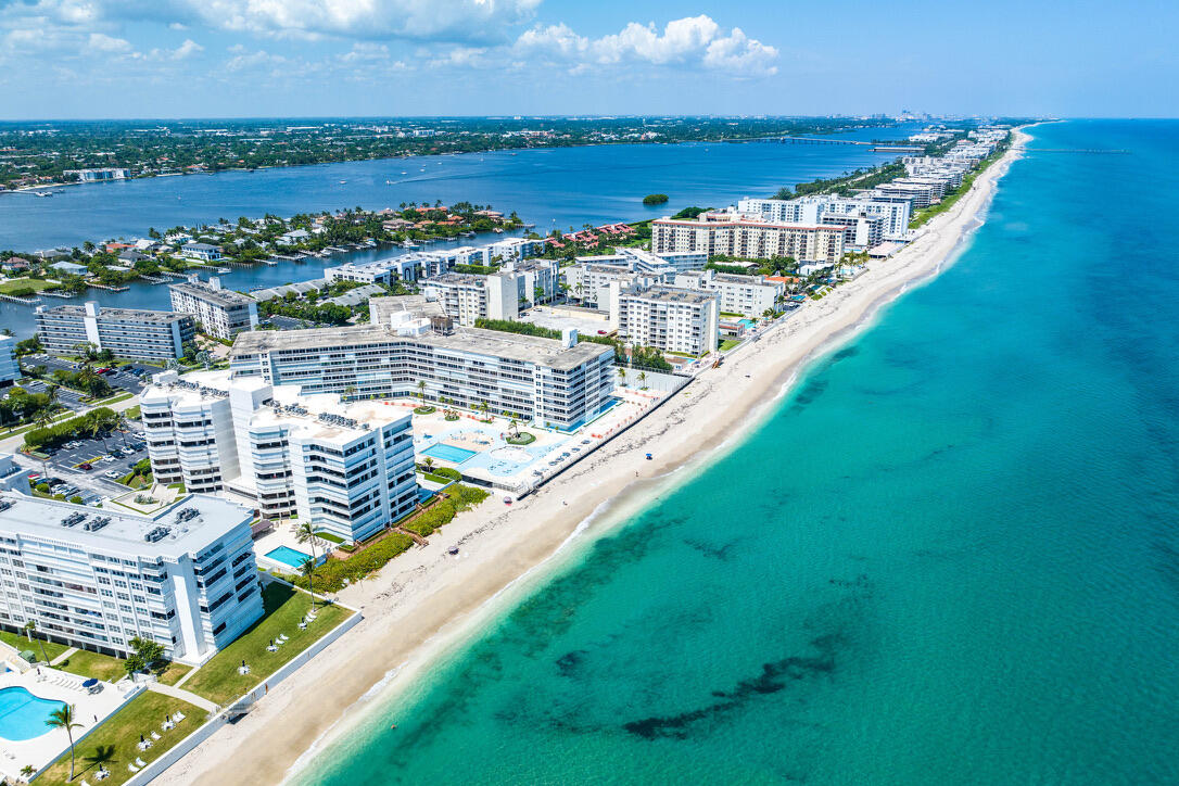 3560 S OCEAN Boulevard 404