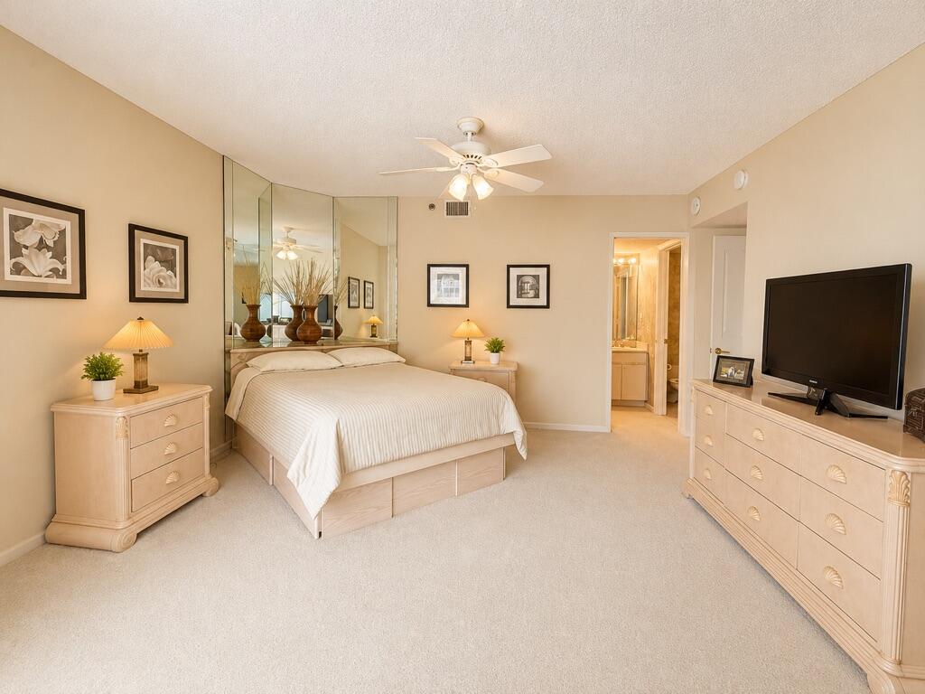 3560 S OCEAN Boulevard 404