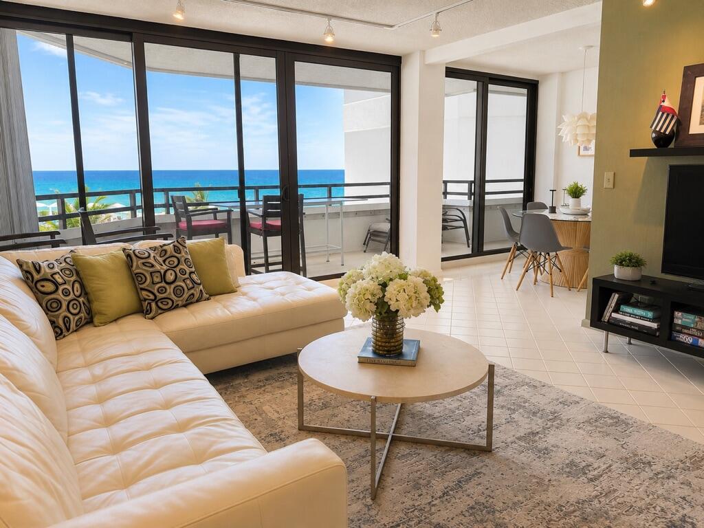 3560 S OCEAN Boulevard 404