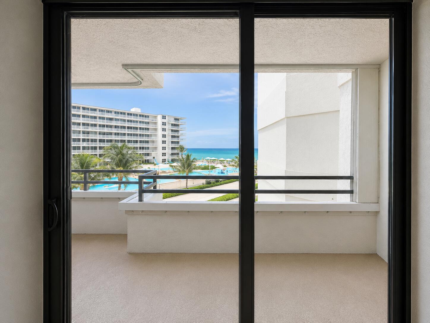 3560 S OCEAN Boulevard 404
