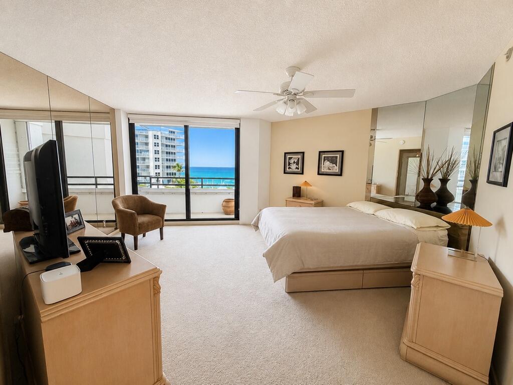 3560 S OCEAN Boulevard 404