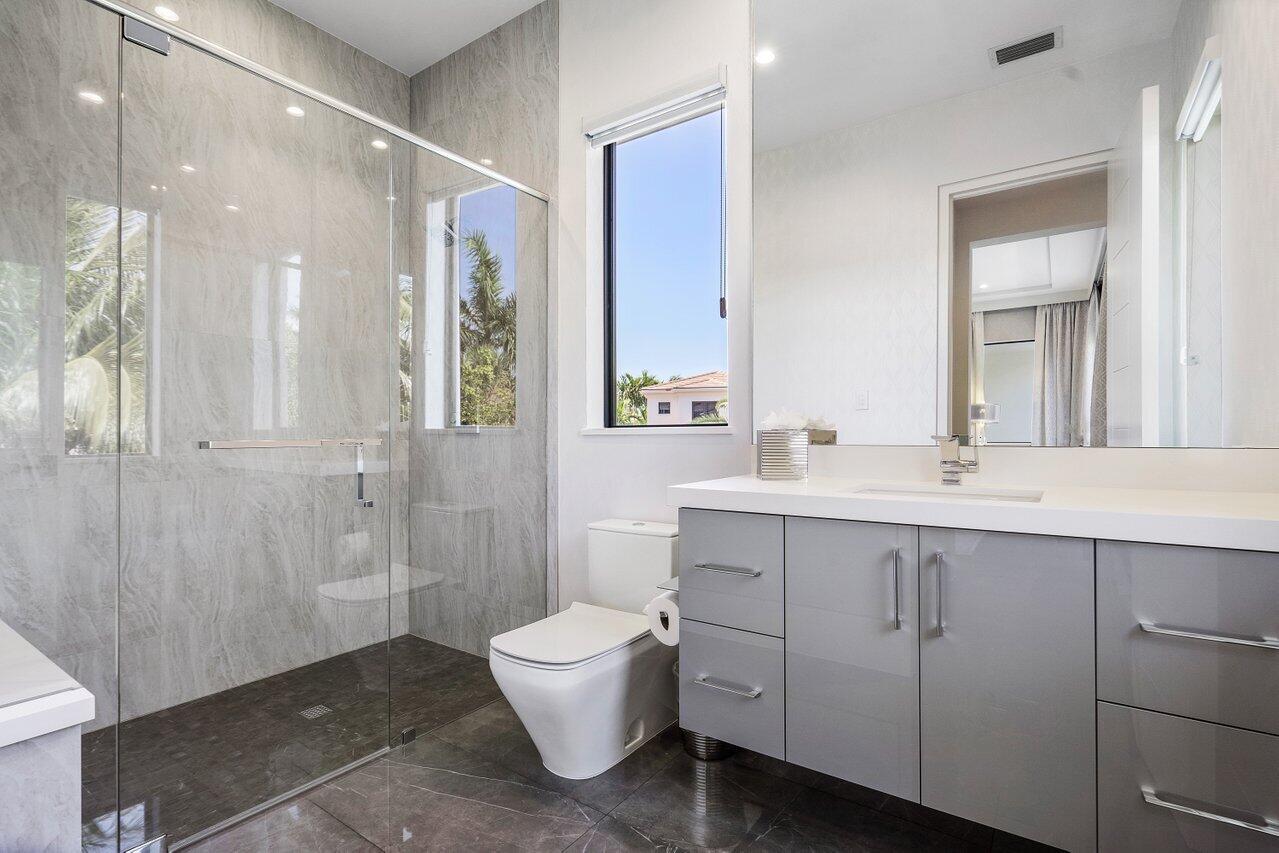 1857 Sabal Palm Circle