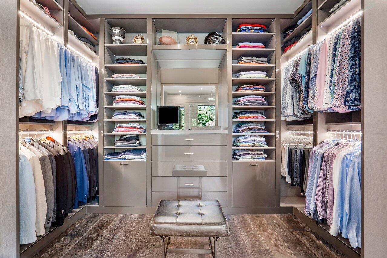 1857 Sabal Palm Circle