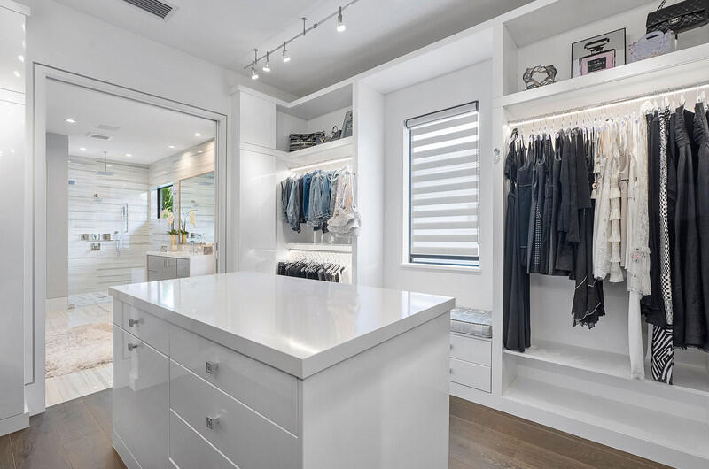 1857 Sabal Palm Circle