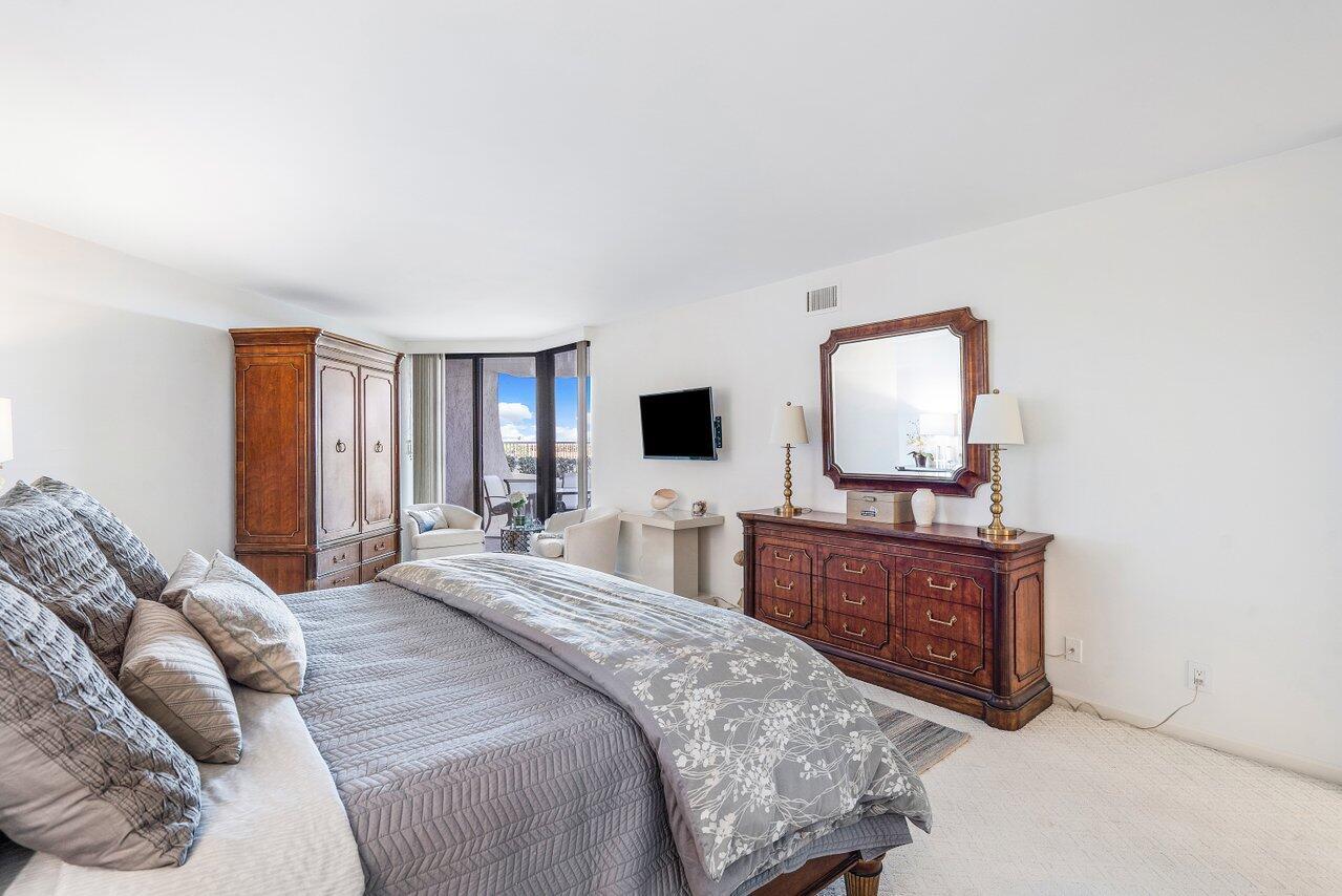 3300 S Ocean Boulevard S Unit: 104s