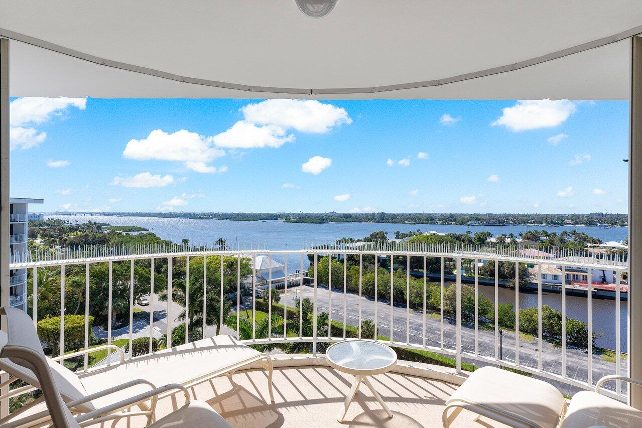 2295 S Ocean Boulevard 916