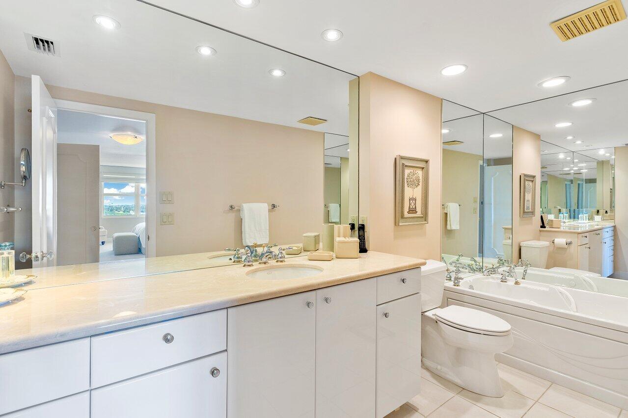 2295 S Ocean Boulevard 916