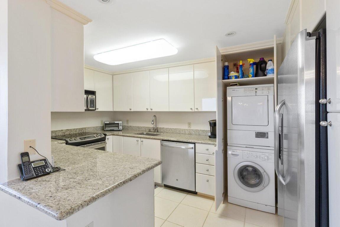 2295 S Ocean Boulevard 916