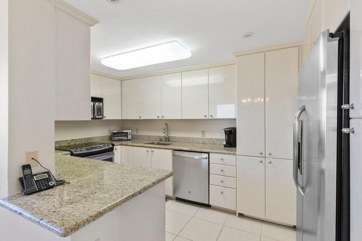 2295 S Ocean Boulevard 916