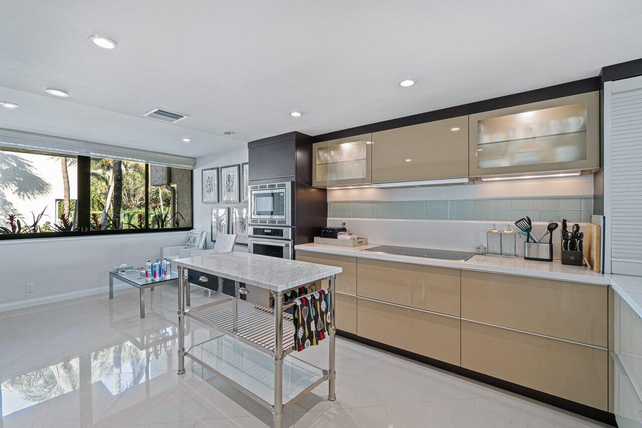 2335 S Ocean Boulevard 13d