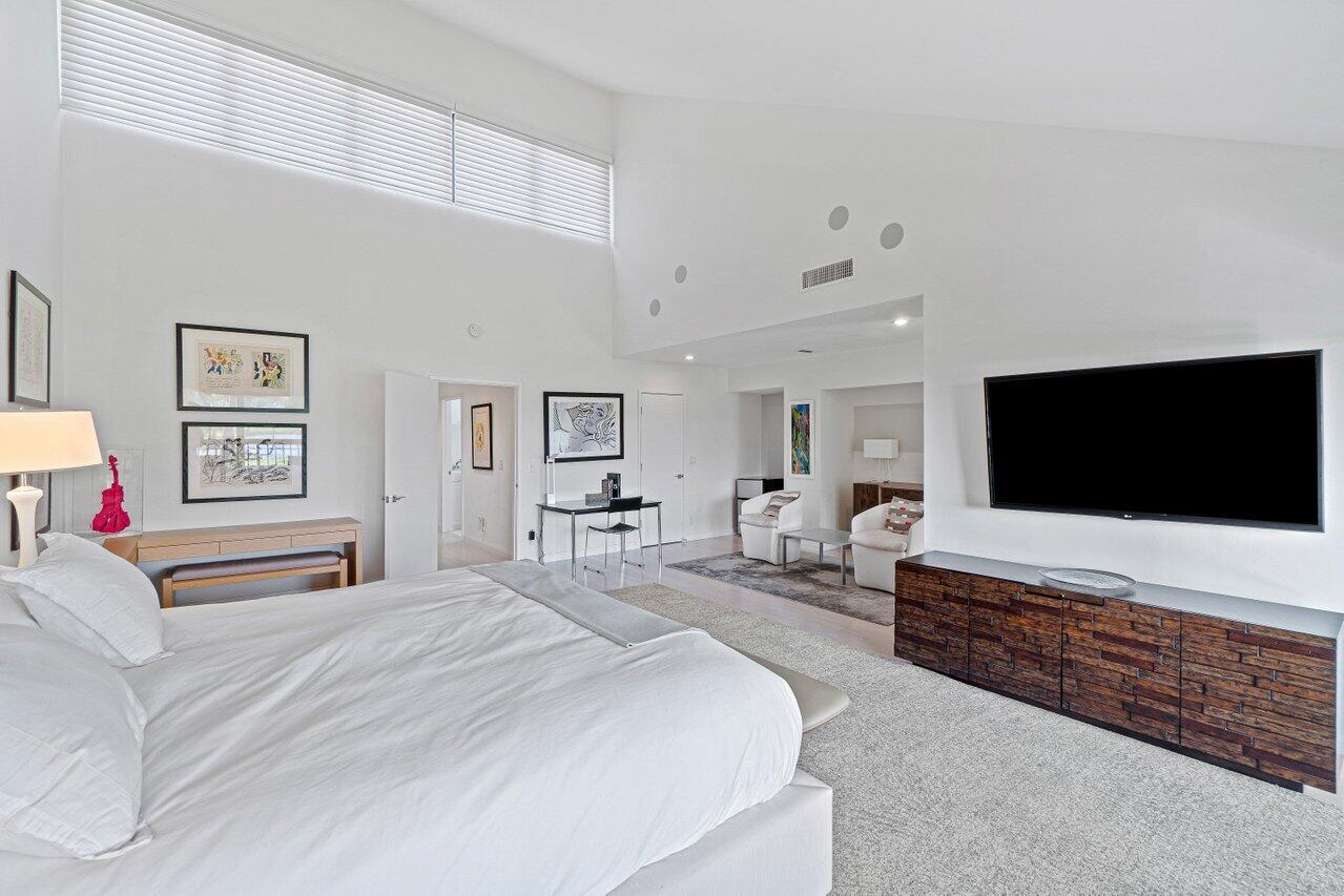 2335 S Ocean Boulevard 13d