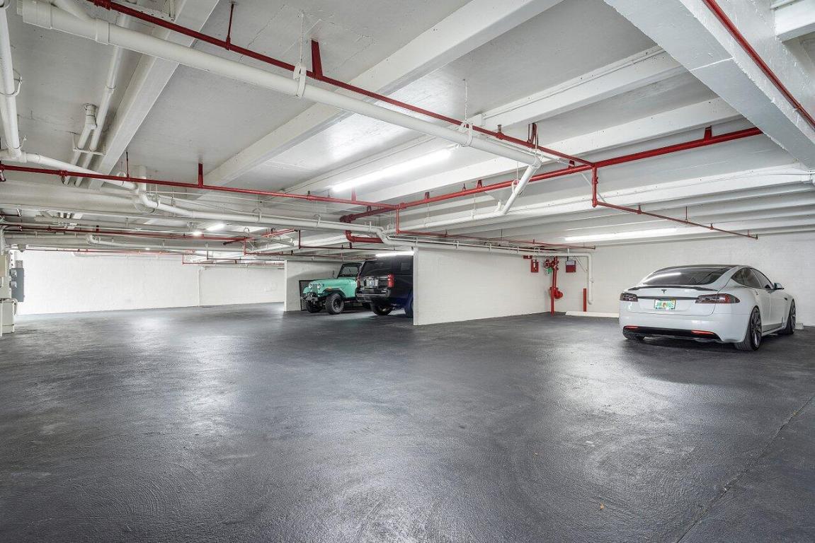 2335 S Ocean Boulevard 13d