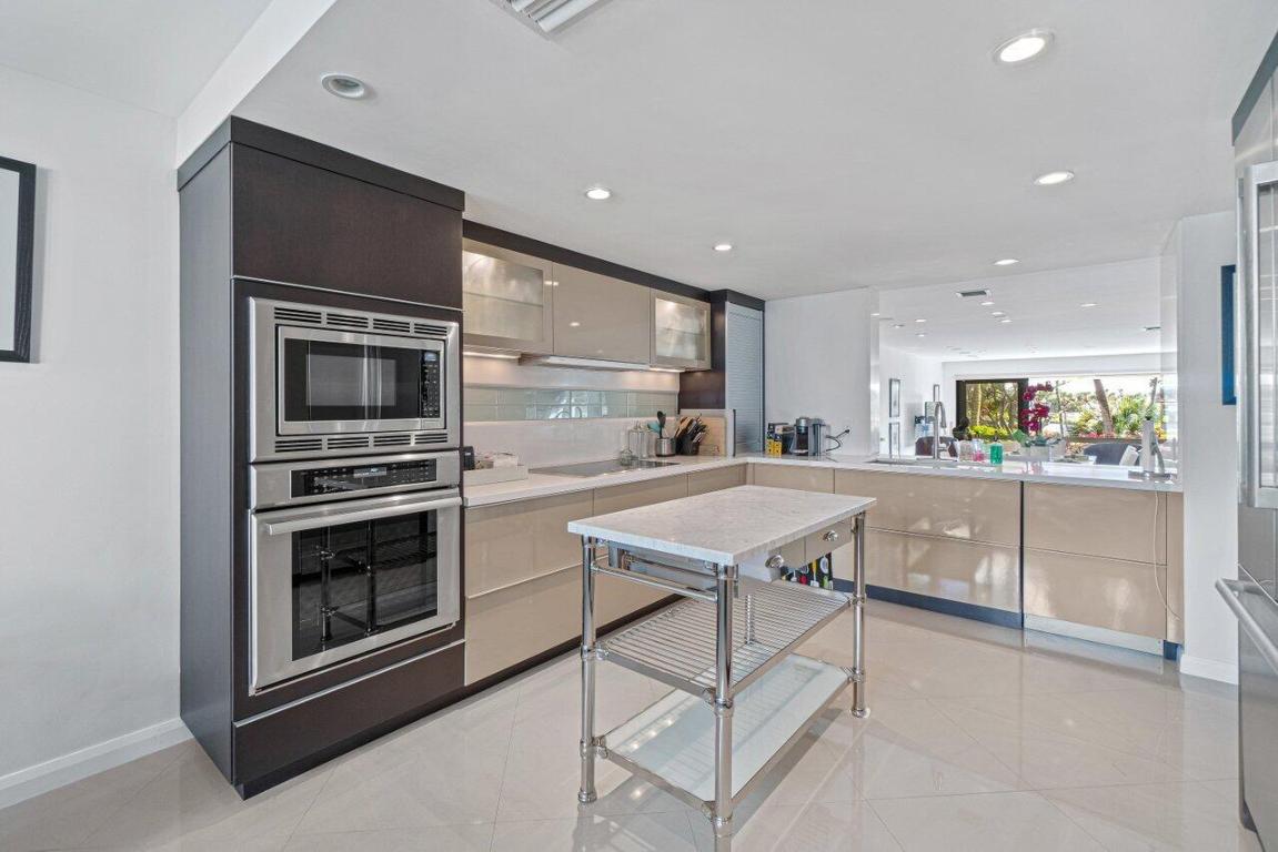 2335 S Ocean Boulevard 13d