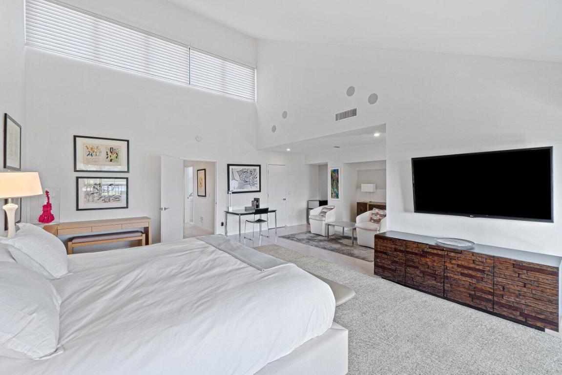 2335 S Ocean Boulevard 13d