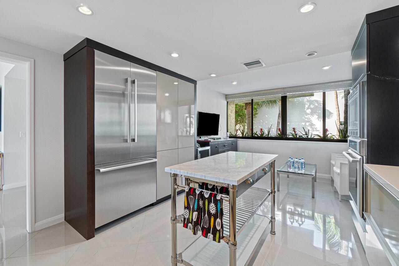 2335 S Ocean Boulevard 13d