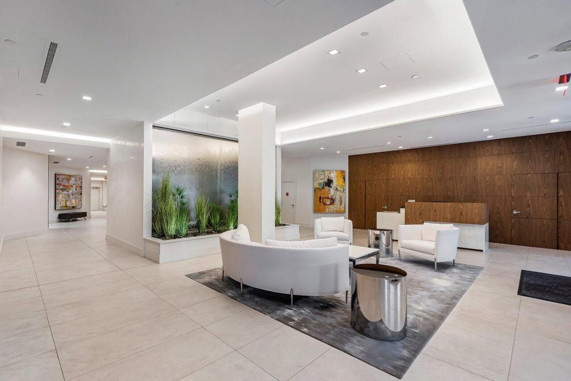 2100 S Ocean Boulevard 508s