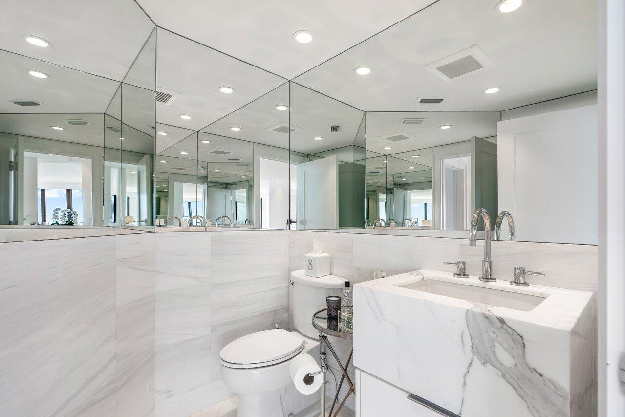 2100 S Ocean Boulevard 508s