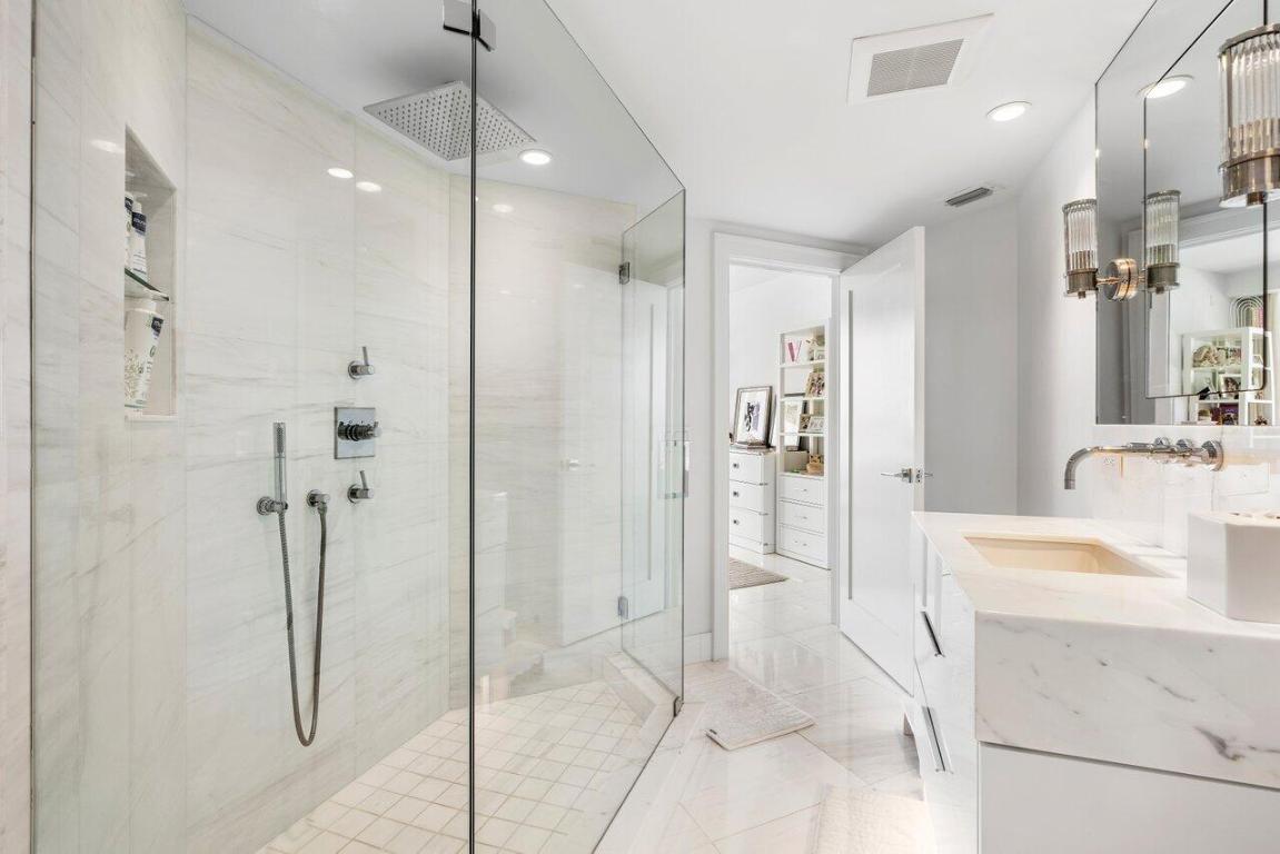 2100 S Ocean Boulevard 508s