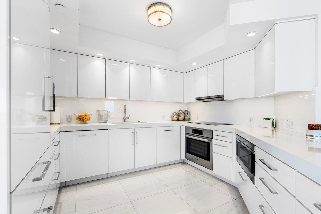 2100 S Ocean Boulevard 508s