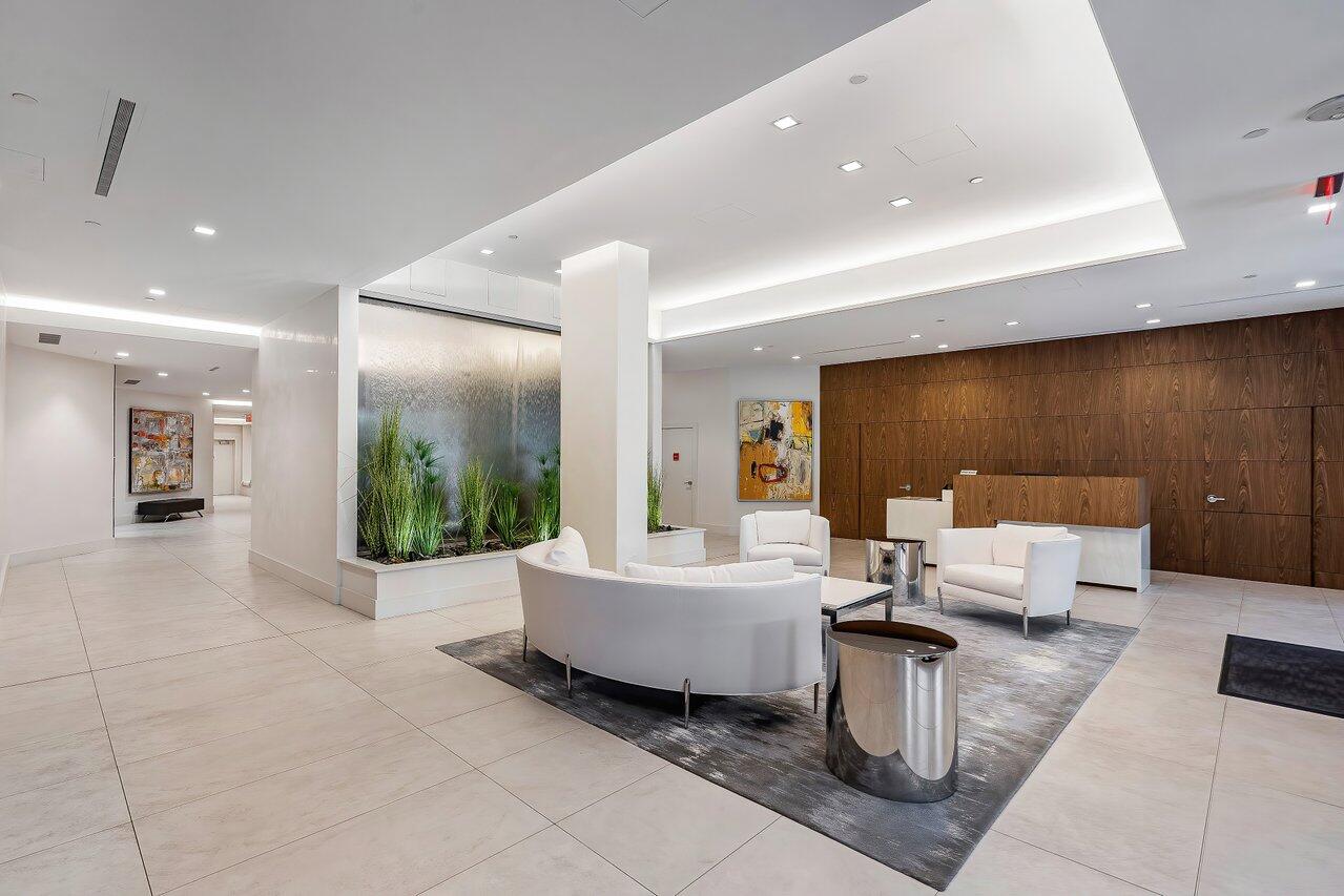 2100 S Ocean Boulevard 508s