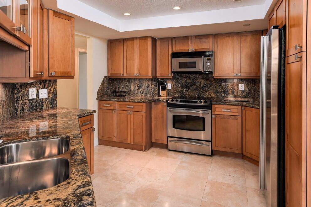 3560 S Ocean Boulevard 407