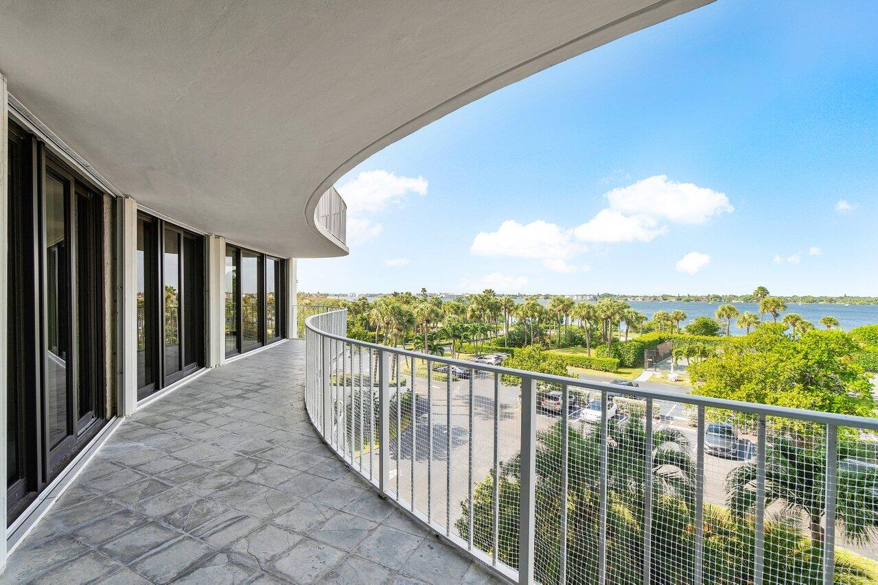 3360 S Ocean Boulevard 3