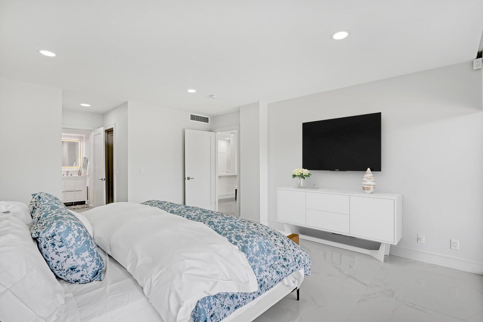 2295 S Ocean Boulevard 321