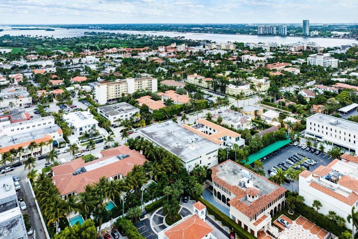 227 Brazilian Avenue 2e