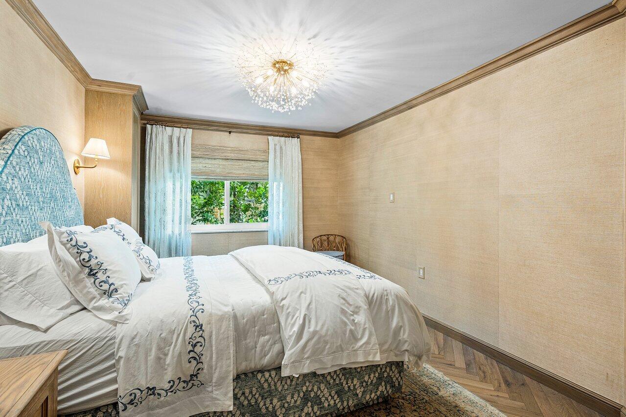 227 Brazilian Avenue 2e