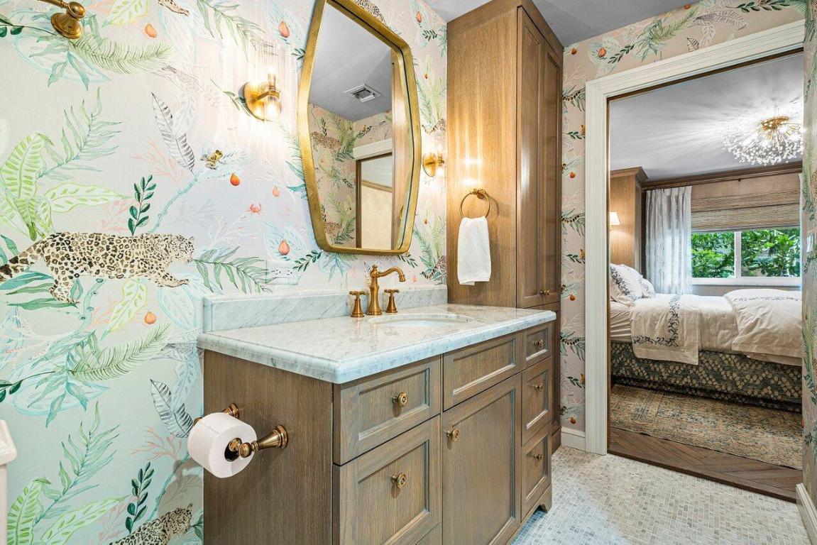 227 Brazilian Avenue 2e