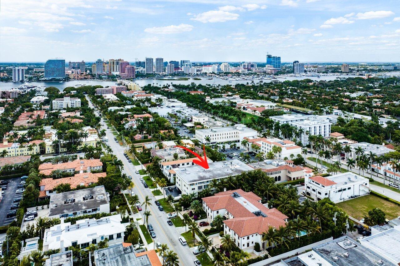 227 Brazilian Avenue 2e