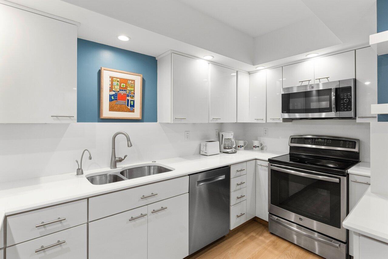 3300 S Ocean Boulevard 407n