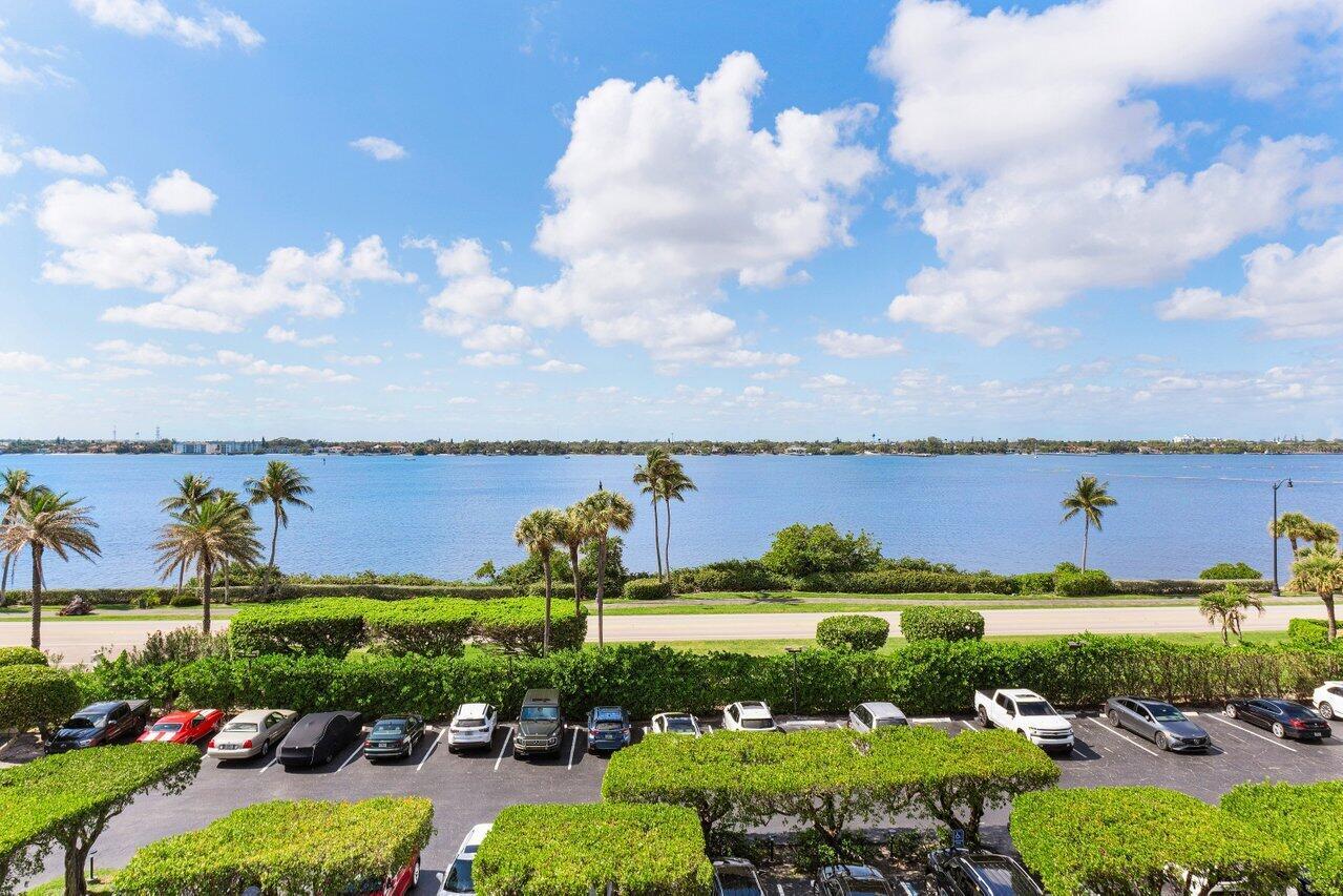 3300 S Ocean Boulevard 407n